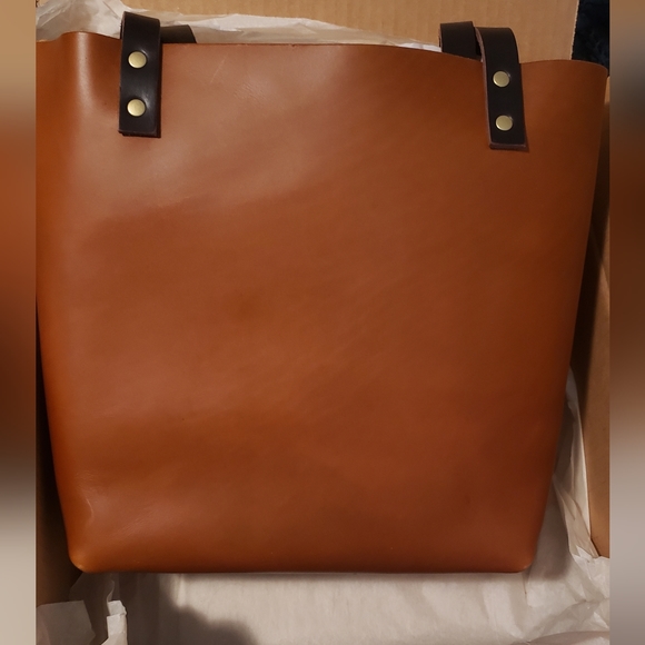 New Portland Leather Goods Medium Tote in Honey - Picture 2 of 2
